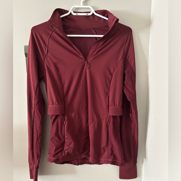 Fabletics workout top - Picture 1 of 2